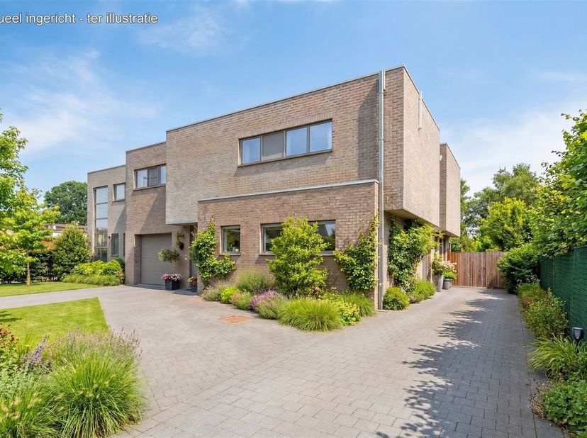 SIKKELSTRAAT 20 - LOMMEL<br />
<br />
Ontdek deze recente en energiezuinige hedendaagse woning, rustig gelegen nabij natuur en toch op korte afstand v