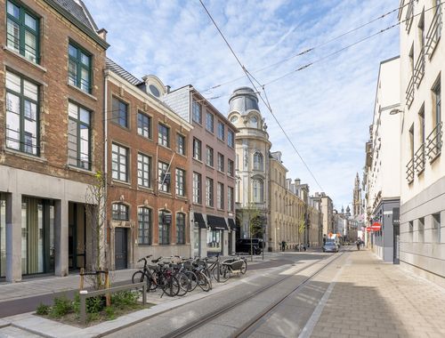                                         Usage mixte à vendre à Antwerpen, € 890.000
