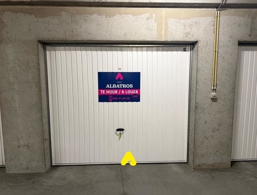                                         Garagebox te huur in De Panne, € 140
