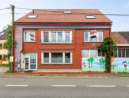                                         Maison à vendre à Lebbeke, € 379.000
