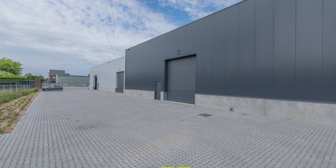 Bedrijfsvastgoed te koop in Gremelsloweg 4, 3680 Maaseik