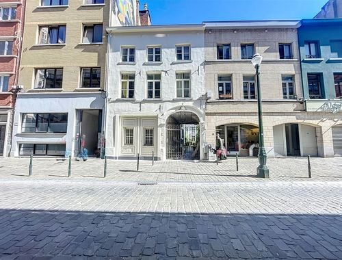                                         Appartementsgebouw te koop in Brussel, € 1.150.000
