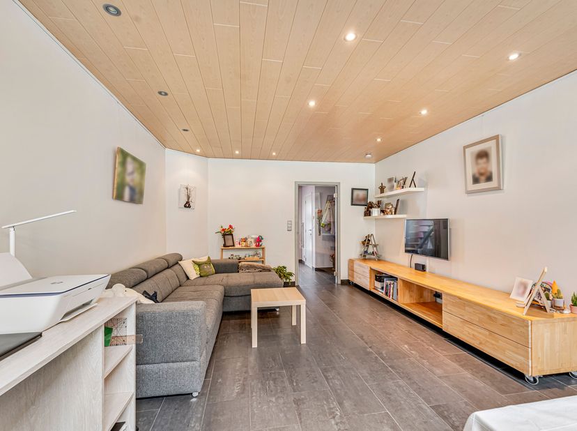 Top en ruim pand te koop in Lauwe.<br />
In deze rustige, doodlopende straat vinden we deze ruime woning terug. Deze woning beschikt over een ruime ga
