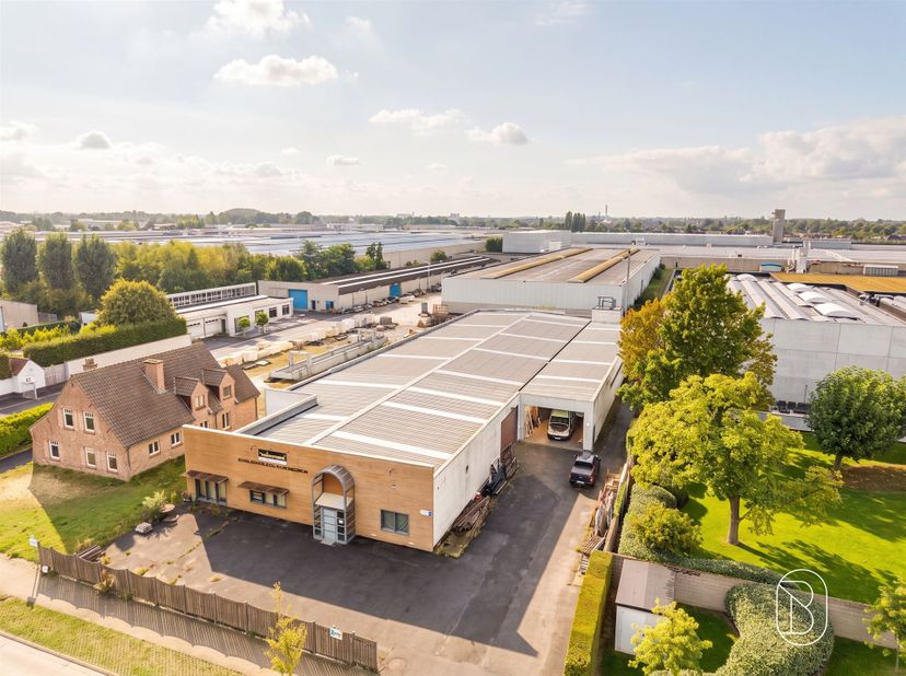 Bedrijfsvastgoed te koop in Politieke Gevangenenstraat 36,
                    8530 Harelbeke