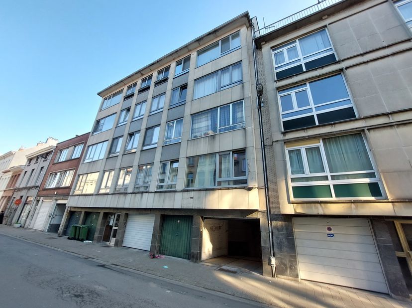 Garage te koop in Haringrodestraat 15,
                    2018 Antwerpen