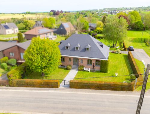                                         Villa à vendre à Mortroux, € 595.000
