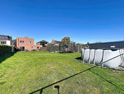                                         Maison à vendre à Sint-Gillis-Waas, € 475.000
