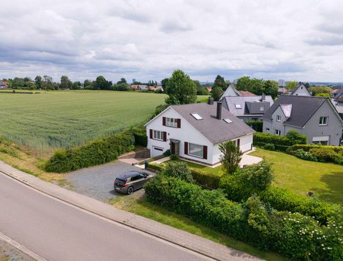                                         Villa te koop in Dilbeek, € 645.000
