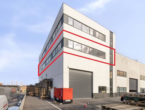                                         Bureaux à louer à Marke, € 2.500

