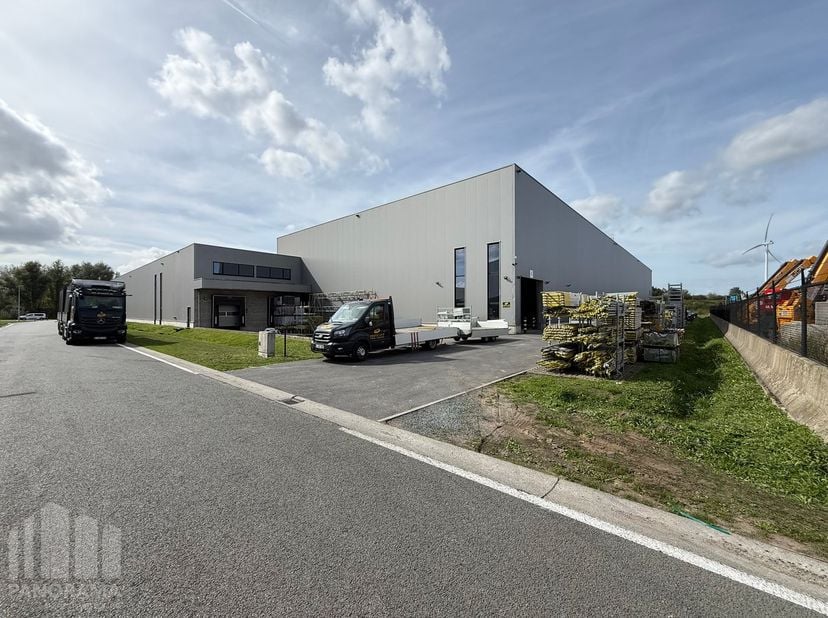 Bedrijfsvastgoed te huur in Baron Van Loolaan 15,
                    9940 Evergem