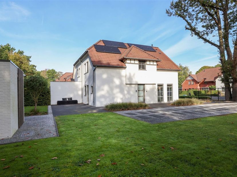 Huis te koop in Uilenspiegellaan 40,
                    3600 Genk