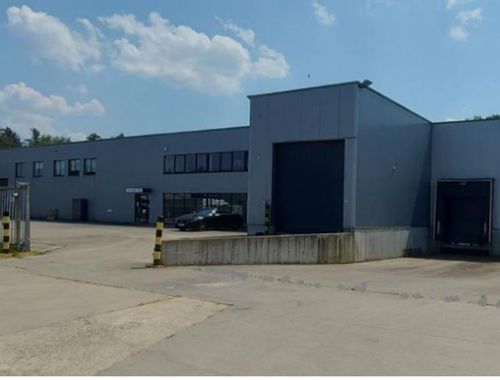                                         Bâtiment d’entreprise à louer à Ranst, € 12.650
