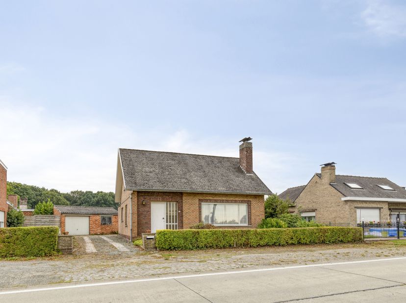 Maison à vendre
                    à 9910 Ursel
