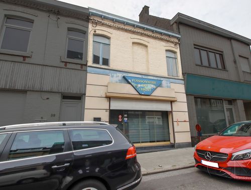                                         Gemengd gebruik te koop in Moeskroen, € 159.000
