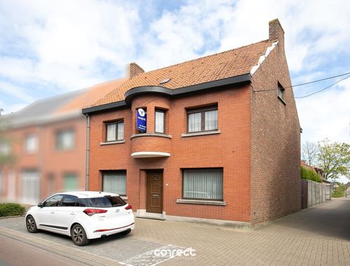                                         Maison à vendre à Eernegem, € 229.000
