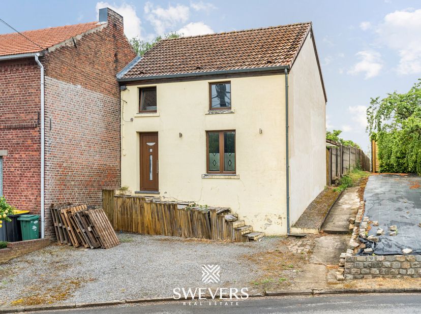 Voor meer info en fotos, surf naar www.swevers.be  Deze op te frisse woning aan Bergstraat 23 in Landen biedt een mooie kans voor wie een eigendom met
