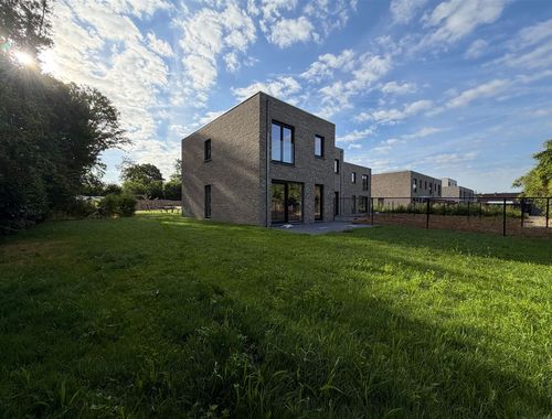                                        Eengezinswoning te koop in Rotselaar, € 455.000
