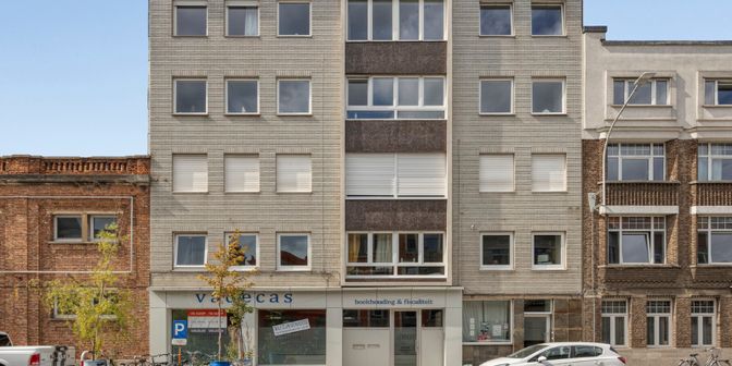 Bedrijfsvastgoed te koop in Land van Waaslaan 101, 9040 Sint-Amandsberg