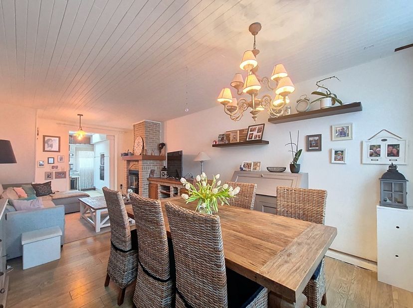 Maison à vendre
                    à 9950 Waarschoot