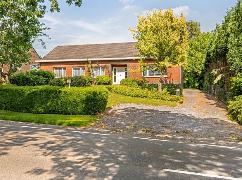 Huis te koop in Bevrijdingslaan 39,
                    8572 Kaster