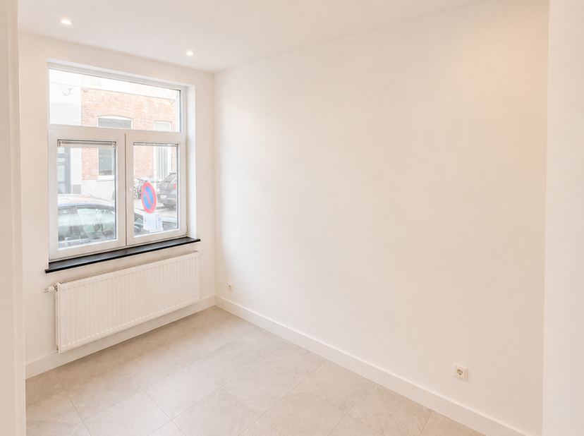 In de Kunstenaarstraat in Sint-Amandsberg bevindt zich dit verzorgde en instapklare appartement. Dankzij de praktische indeling, twee volwaardige slaa