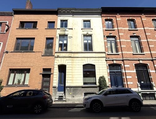                                         Maison à vendre à Sint-Amandsberg, € 695.000
