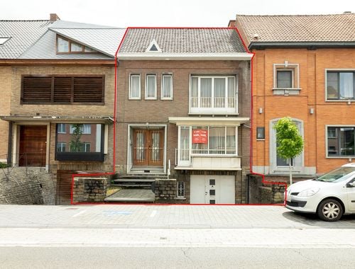                                         Maison deux facades à vendre à Hasselt, € 275.000
