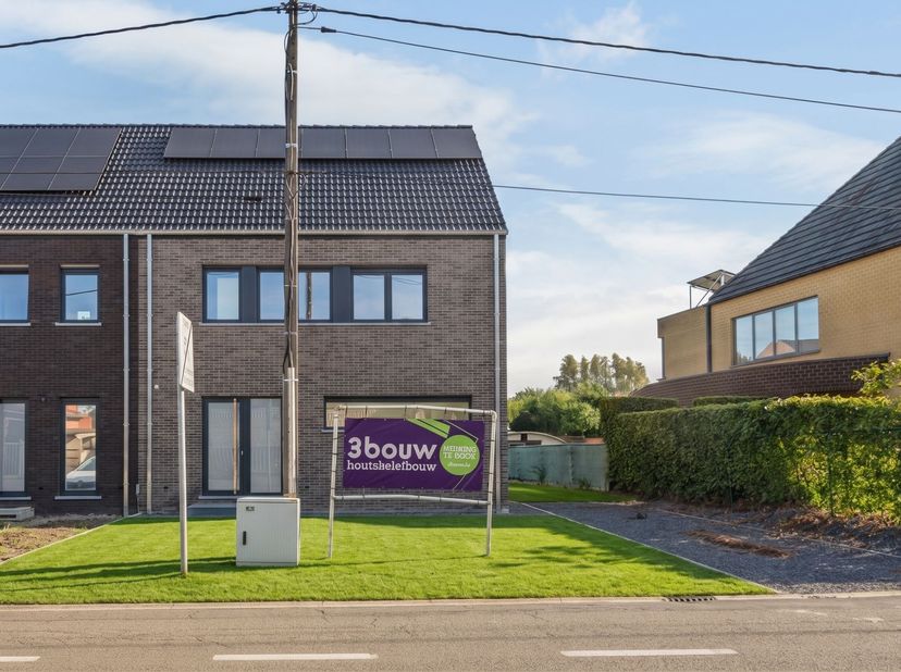 Huis te koop in Velveken 2B,
                    2440 Geel