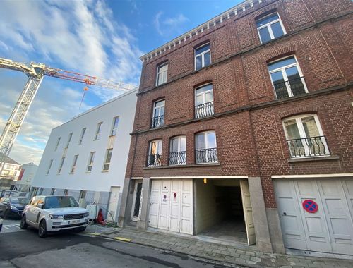                                         Staanplaats te koop in Tournai, € 25.000
