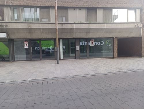                                         Handelszaak te koop in Neerpelt, € 220.000
