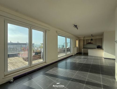                                         Appartement te huur in Tournai, € 1.050
