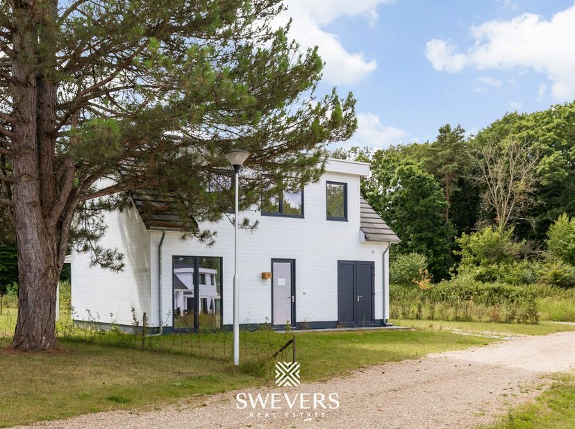 Voor meer info en foto’s, surf naar www.swevers.be – In vakantiepark Landal Mooi Zutendaal, pal naast het Nationaal Park Hoge Kempen, wacht een instap