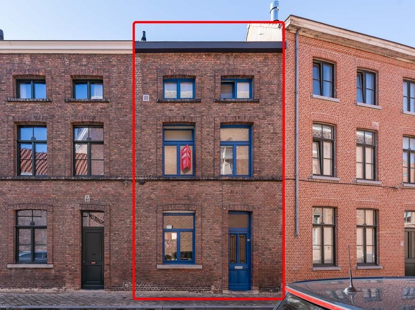 Huis te koop in Klokstraat 23,
                    8000 Brugge