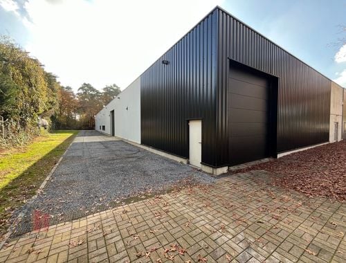                                         Bâtiment d’entreprise à louer à Hasselt, € 1.995
