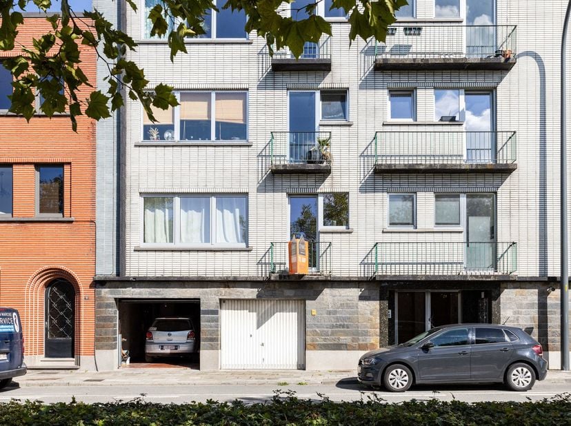 Appartement te koop in Viermaartlaan 133 bus 102,
                    9600 Ronse