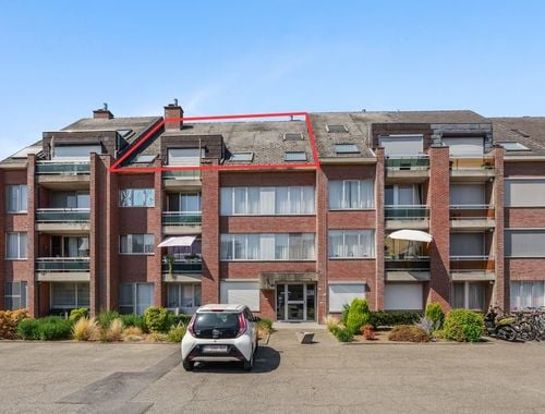                                         Appartement à louer à Sint-Truiden, € 850

