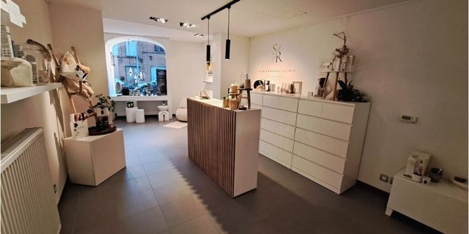Bedrijfsvastgoed te huur in Moerkerkse Steenweg - 256, 8310 Sint-Kruis