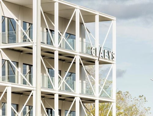                                         Immeuble de bureaux à vendre à Rumbeke, € 1.010.000
