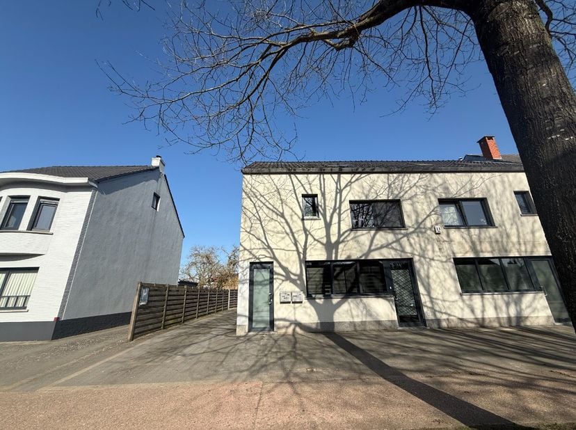 Bedrijfsvastgoed te huur in Blaubergsesteenweg 146/1-0101,
                    2230 Herselt