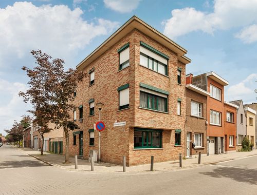                                         Appartement à vendre à Hoboken, € 215.000
