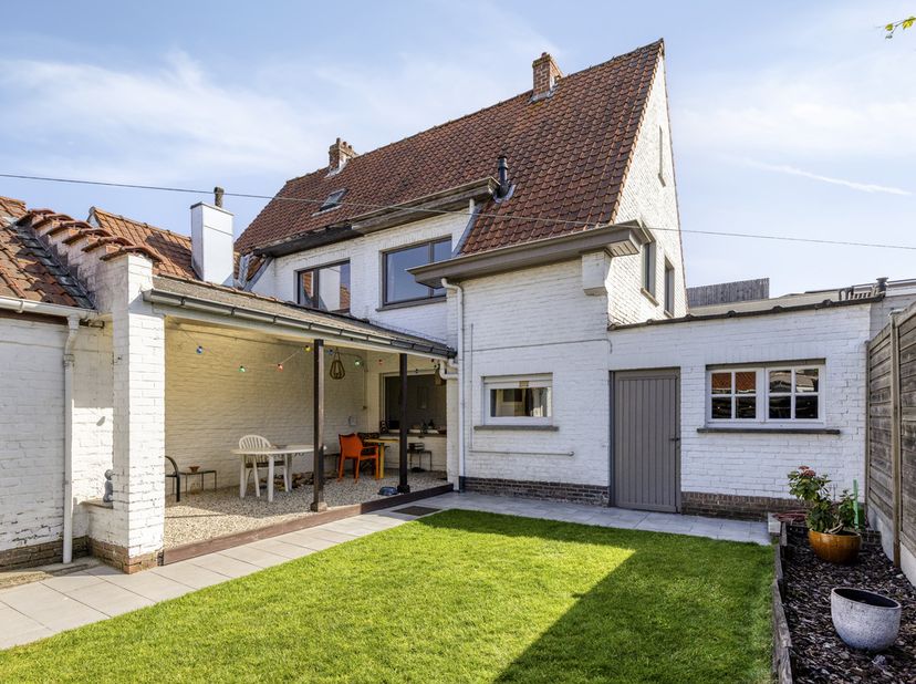 Maison à vendre à Stasegemsesteenweg 7,
                    8500 Kortrijk