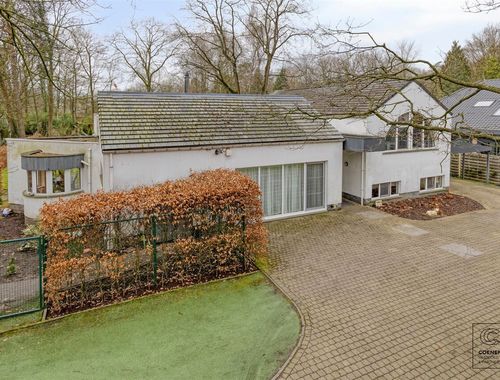                                         Villa te koop in Brasschaat, € 978.000
