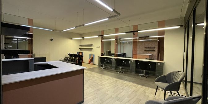 Bedrijfsvastgoed te koop in Kerkstraat 22, 3910 Neerpelt
