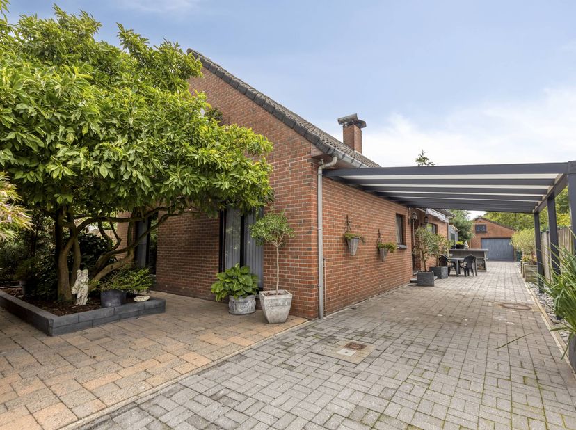 Huis te koop in Berkenlaan 3,
                    2960 Brecht