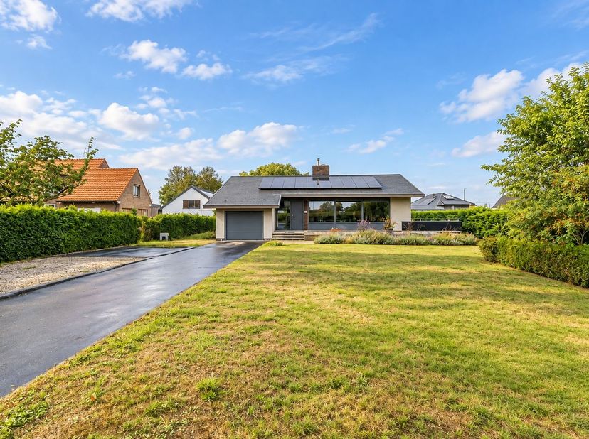 Huis te koop in Kortemarkstraat 124,
                    8810 Lichtervelde