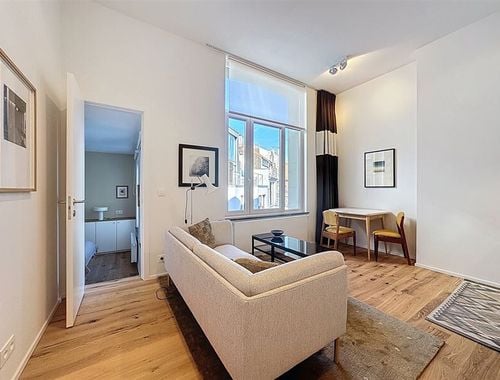                                         Appartement à louer à Ixelles, € 1.270
