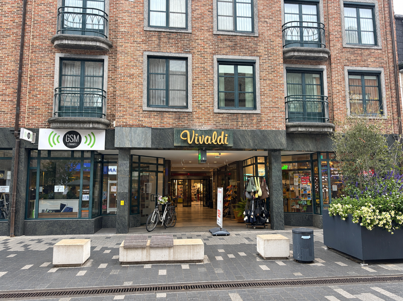 Bedrijfsvastgoed te huur in Kerkstraat 59,
                    3920 Lommel