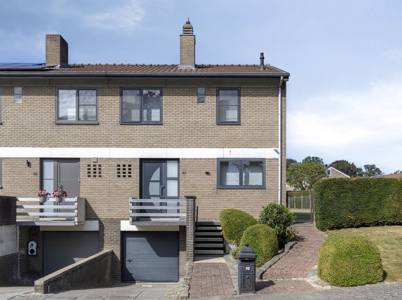 Huis te koop in Reinaertstraat 42,
                    1702 Groot-Bijgaarden