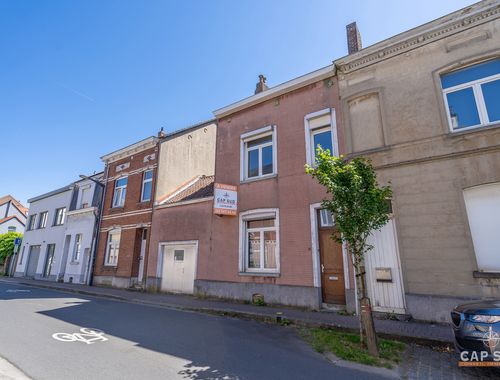                                        Maison à vendre à Waterloo, € 400.000
