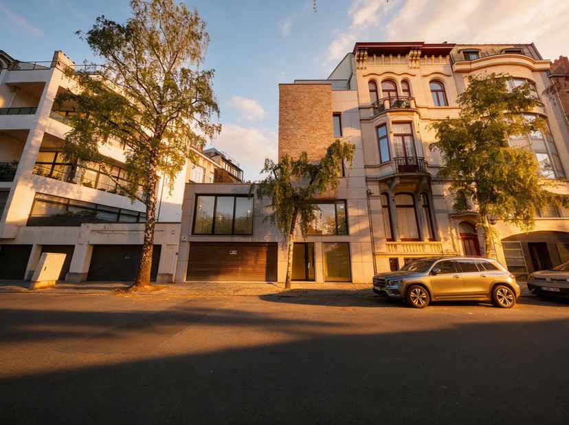 Huis te koop in Rue Berkendael 84,
                    1050 Elsene